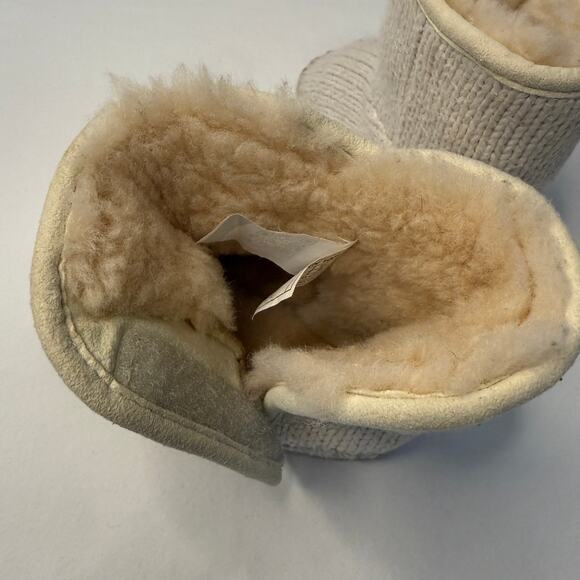 UGG Baby Booties Size 2/3 Beige Knit Shearling Lined Warm Cozy Fall Winter Prep - Picture 7 of 14